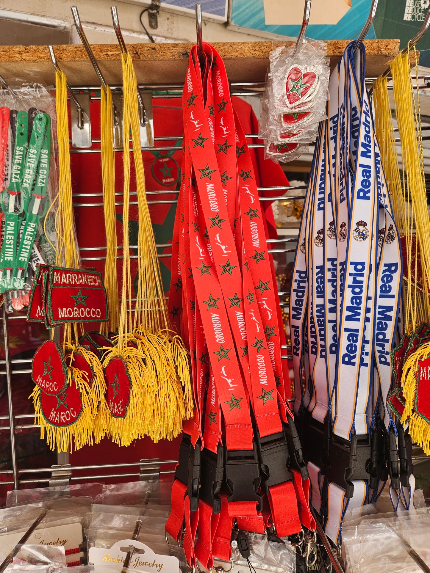 Porte clé et bracelet et accessoires